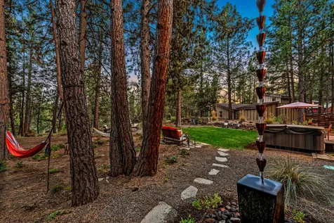 19479 W Campbell Road Bend OR 97702