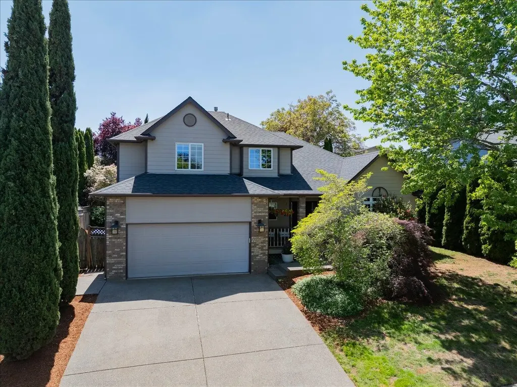2696 Eastlake Drive SE Salem OR 97306