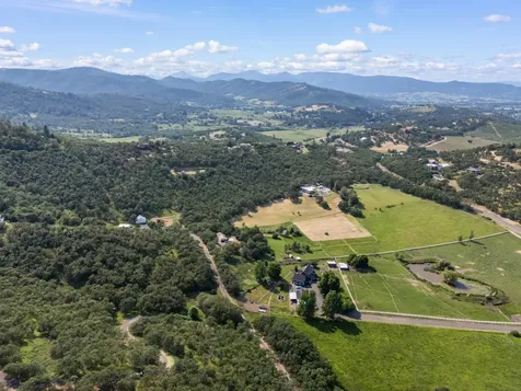 Pioneer Road Medford OR 97501