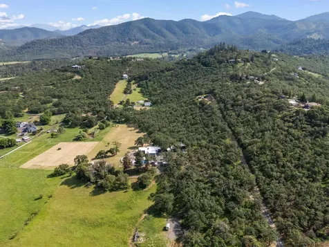 Pioneer Road Medford OR 97501