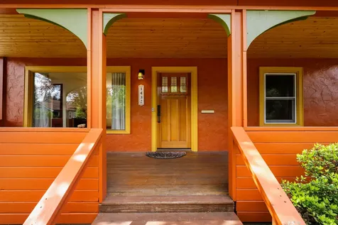 1432 NW Lawnridge Avenue Grants Pass OR 97526
