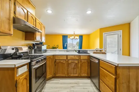 5528 American Avenue Klamath Falls OR 97603