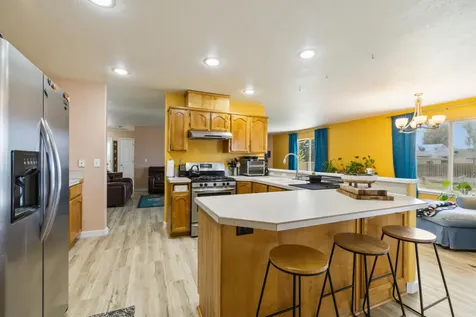 5528 American Avenue Klamath Falls OR 97603