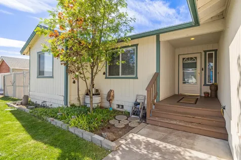 5528 American Avenue Klamath Falls OR 97603