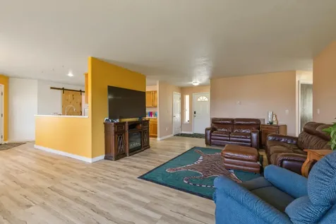 5528 American Avenue Klamath Falls OR 97603