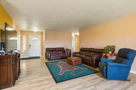 5528 American Avenue Klamath Falls OR 97603