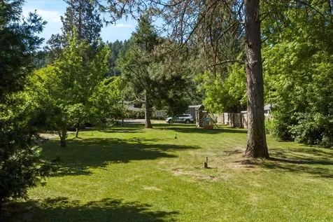6589 Rogue River Highway Grants Pass OR 97527