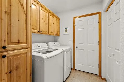 2902 NE Pinnacle Place Bend OR 97701
