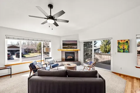 2902 NE Pinnacle Place Bend OR 97701