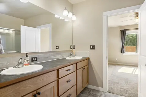 4176 SW 34th Street Redmond OR 97756