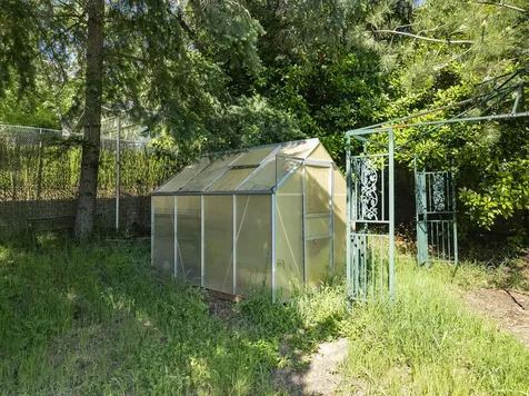 383 N 5th Avenue Gold Hill OR 97525