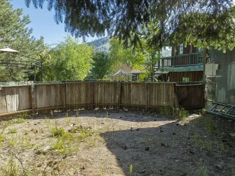 383 N 5th Avenue Gold Hill OR 97525