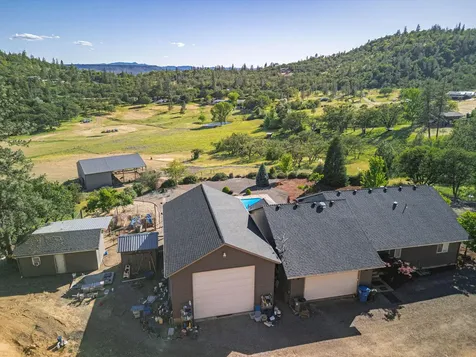 158 Rockingham Circle Eagle Point OR 97524