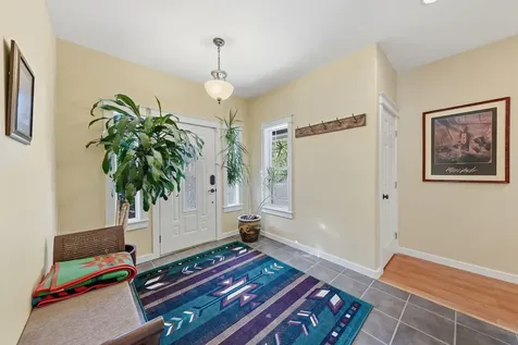 158 Rockingham Circle Eagle Point OR 97524