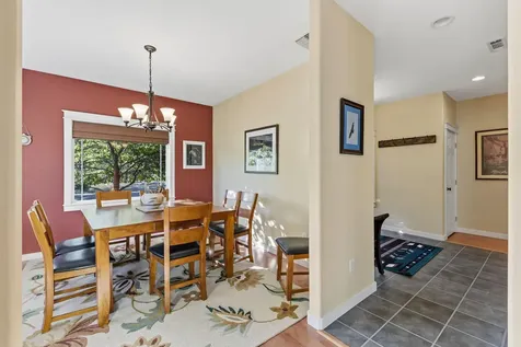 158 Rockingham Circle Eagle Point OR 97524