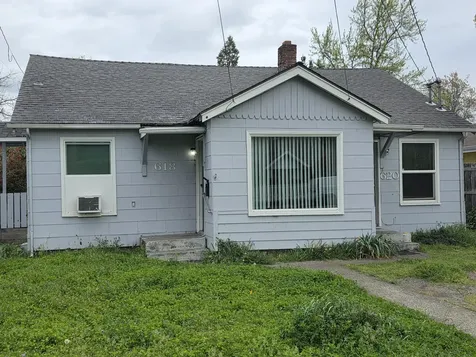 618 SE M Street Grants Pass OR 97526