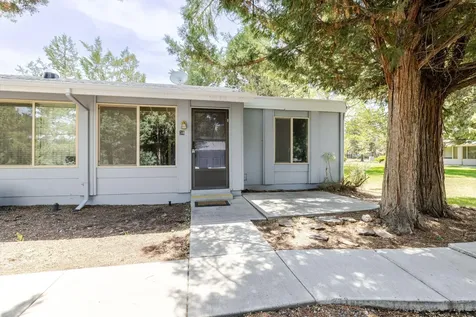1700 NE Wells Acres Road Bend OR 97701