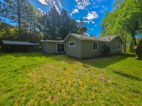 1570 Sleepy Hollow Loop Grants Pass OR 97527