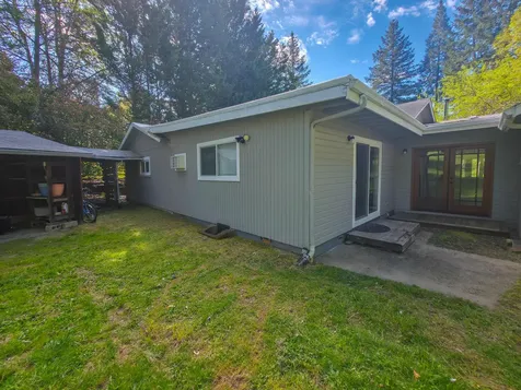 1570 Sleepy Hollow Loop Grants Pass OR 97527