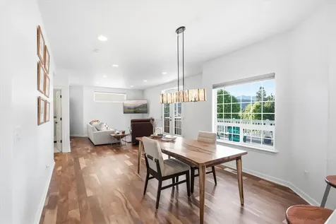305 Woodville Way Rogue River OR 97537
