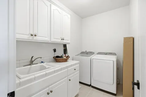 305 Woodville Way Rogue River OR 97537