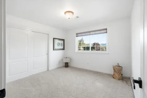 305 Woodville Way Rogue River OR 97537