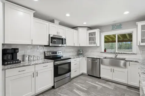 15965 Parkway Drive La Pine OR 97739