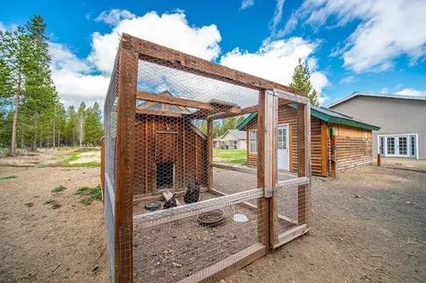 15965 Parkway Drive La Pine OR 97739