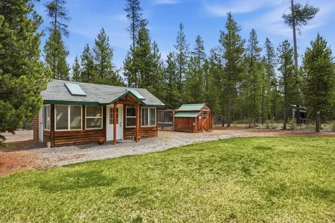 15965 Parkway Drive La Pine OR 97739