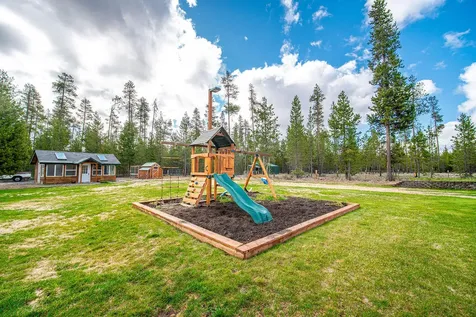 15965 Parkway Drive La Pine OR 97739