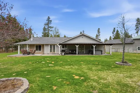 15965 Parkway Drive La Pine OR 97739