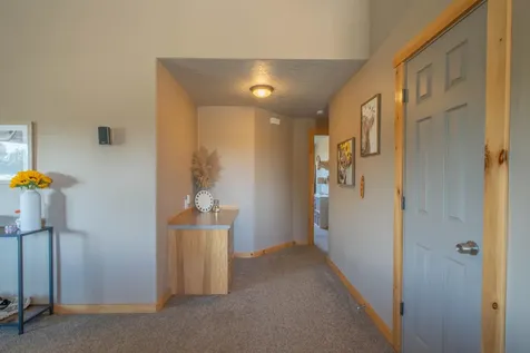 8475 NW Eagle Drive Redmond OR 97756