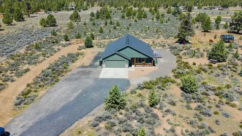 8475 NW Eagle Drive Redmond OR 97756