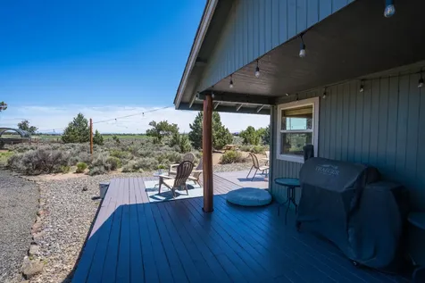 8475 NW Eagle Drive Redmond OR 97756