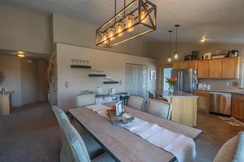 8475 NW Eagle Drive Redmond OR 97756