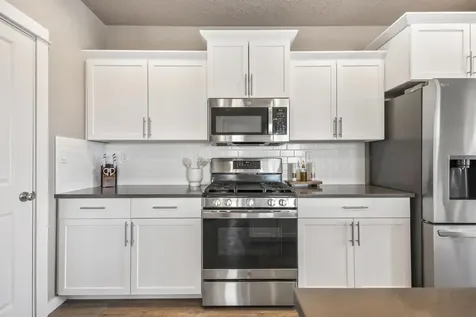 2513 NW Upas Way Redmond OR 97756