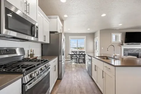 2513 NW Upas Way Redmond OR 97756