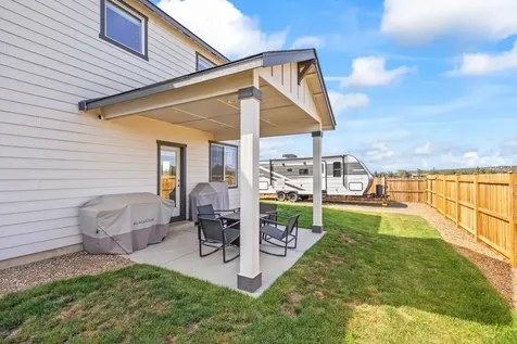 2513 NW Upas Way Redmond OR 97756