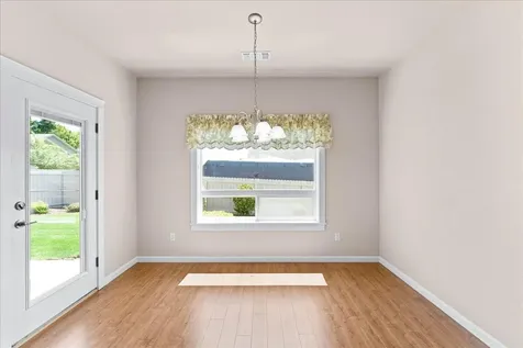 103 Greenmoor Drive Eagle Point OR 97524