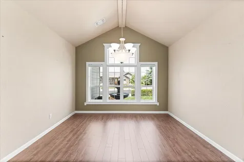 103 Greenmoor Drive Eagle Point OR 97524