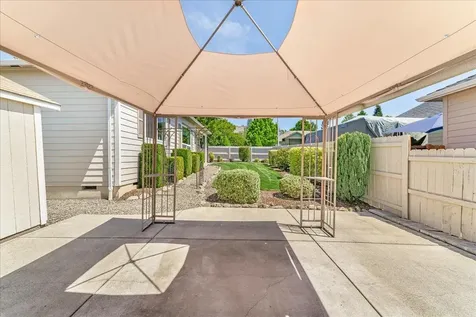 103 Greenmoor Drive Eagle Point OR 97524