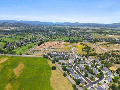 103 Greenmoor Drive Eagle Point OR 97524