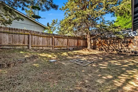 1916 NE Wichita Way Bend OR 97701