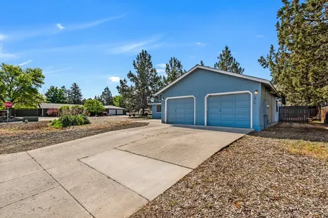 1916 NE Wichita Way Bend OR 97701