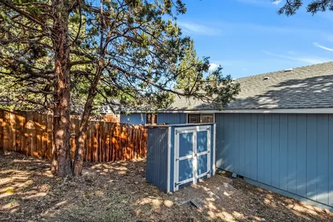 1916 NE Wichita Way Bend OR 97701