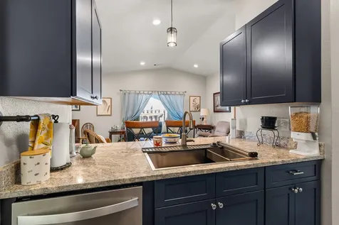 1935 Walnut Grove Lane Central Point OR 97502