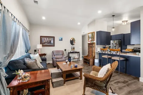 1935 Walnut Grove Lane Central Point OR 97502