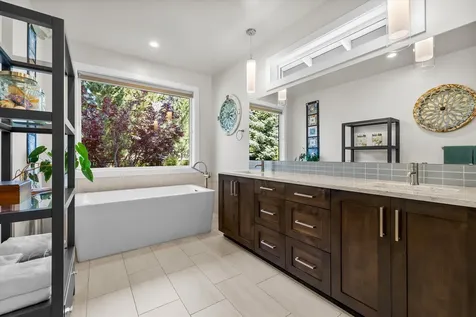 60886 SW Headwaters Loop Bend OR 97702