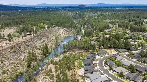 60886 SW Headwaters Loop Bend OR 97702