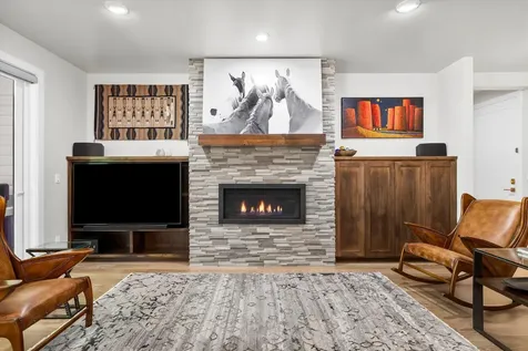 60886 SW Headwaters Loop Bend OR 97702